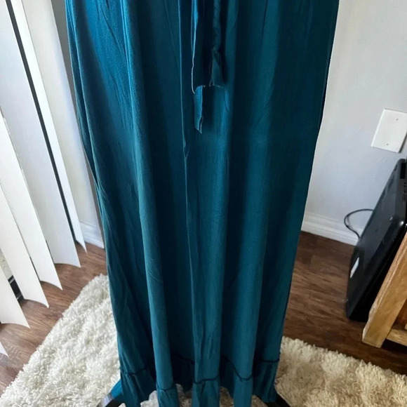 Closet strapless maxi dress - Picture 3 of 6